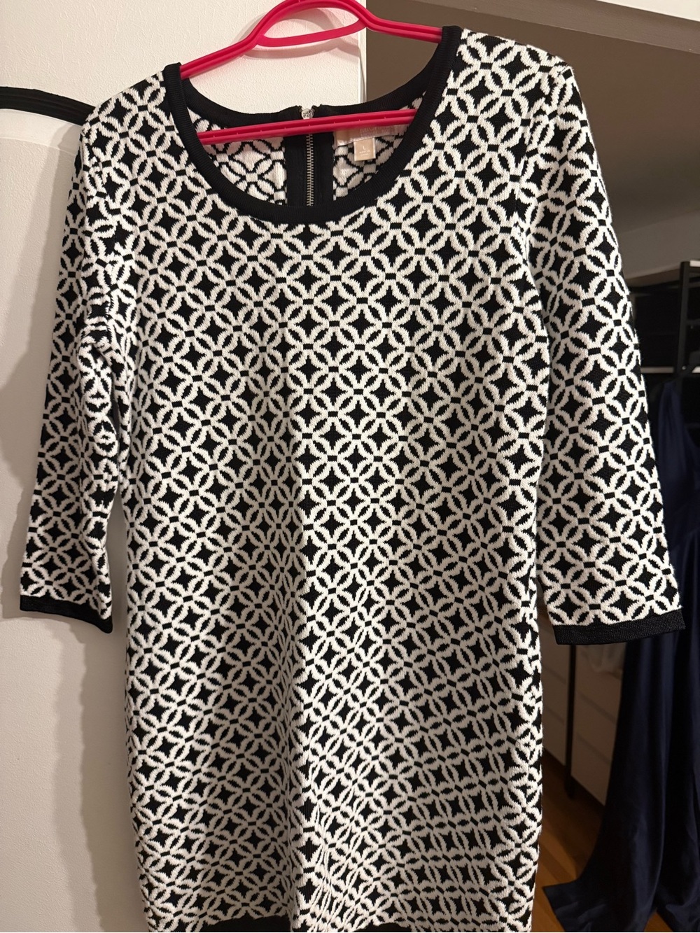 Michael Kors Black & White Geometric Knit Asymmetrical Hem Dress